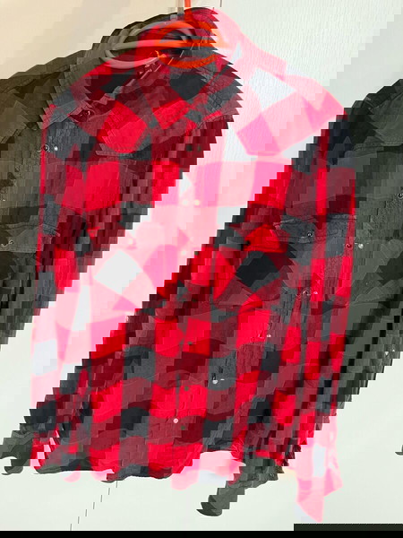 plaid cardigan red and black