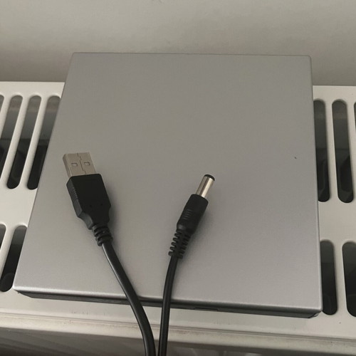 DVD device new, connects to laptop
