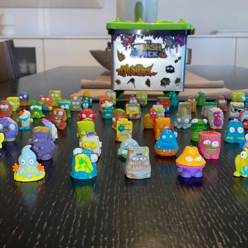 Trash Pack used vintage collection with bin and 100+ figures