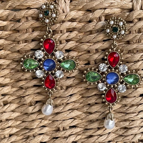 Dangling earrings like new, multicolored