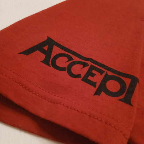 Accept Stalingrand box set like new, CD DVD and t-shirt