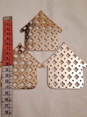 Metallic gold large house charms 3 pcs for good luck, like new