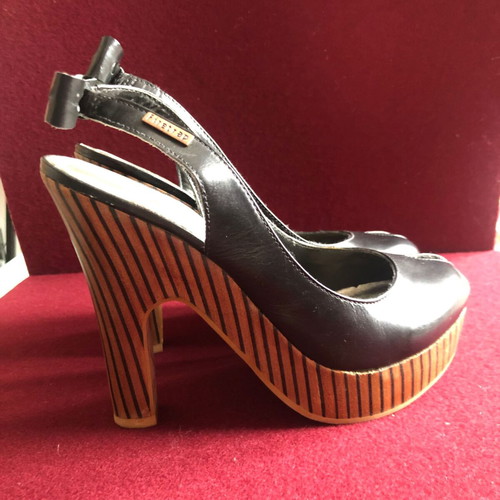 Firetrap black pumps used with thick wooden heel size 36