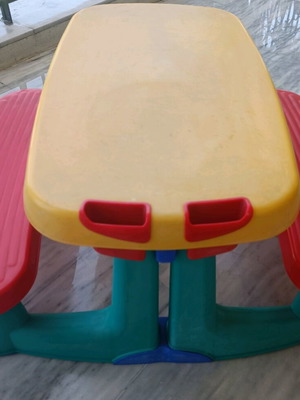 Smoby children's picnic table like new with 2 benches and storage slots