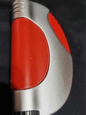 Marlboro windproof lighter new vintage with gas
