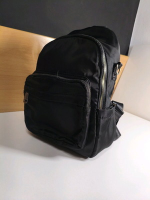 Backpack like new, black, lightweight with multiple pockets