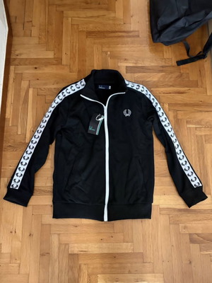 Fred Perry μαύρη ζακέτα με φερμουάρ, μέγεθος M