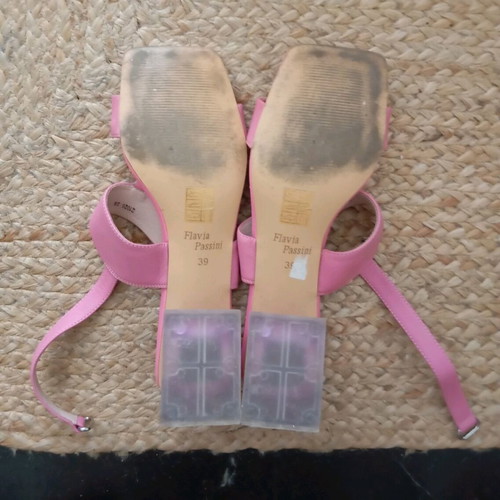 Flavia Passini leather pink sandals used, size 39, eccentric heel
