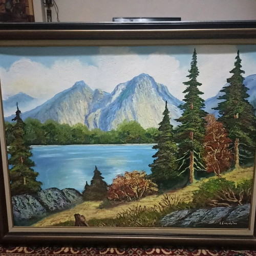 Landscape painting used with vivid colors and nature details