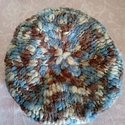 United Colors of Benetton hat like new, multicolor
