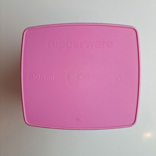 Tupperware Freezer - Safe 800ml like new, pink