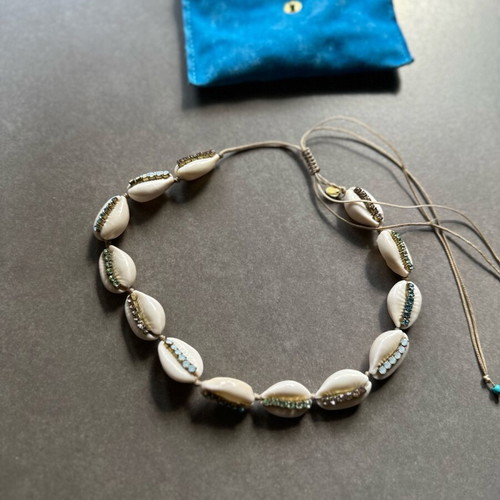 Mayol Jewelry Lambada Choker shell necklace used