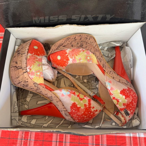 Miss Sixty high-heeled sandals used with cork multicolor floral