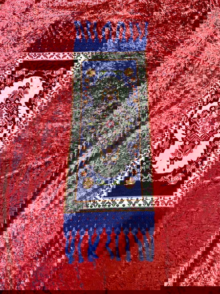 Ръчно изработена винтидж покривка, отлично състояние, кеш бродерия - кръстосан бод
