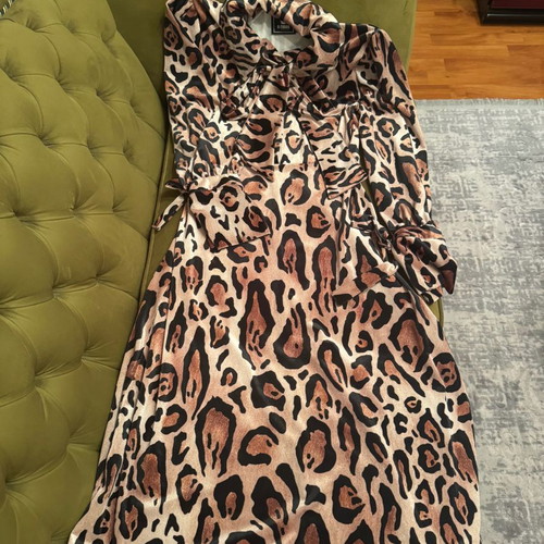 C-Throu women's dress new, size M, velvet leopard print
