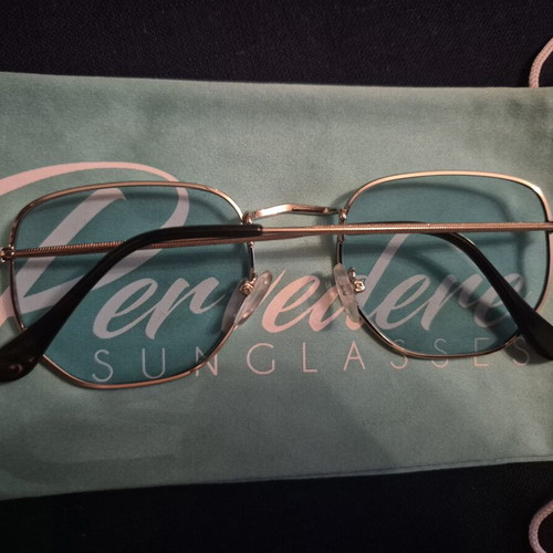 Pervedere sunglasses like new