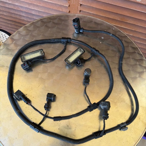 Volkswagen Golf 6 Parking Sensor Wiring Harness used with License Plate Lights