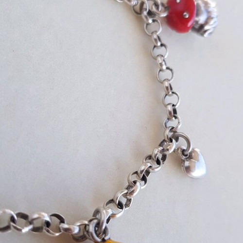 Silver 925 bracelet used with mushrooms and hearts