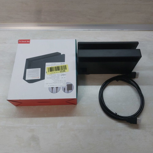Nintendo Switch docking station set new with HDMI cable