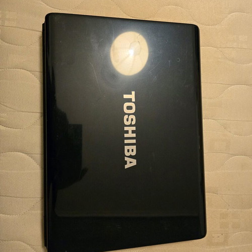 TOSHIBA Satellite L 355D 17" μεταχειρισμένο για ανταλλακτικά χωρίς πληκτρολόγιο δίσκο μνήμη φορτιστή