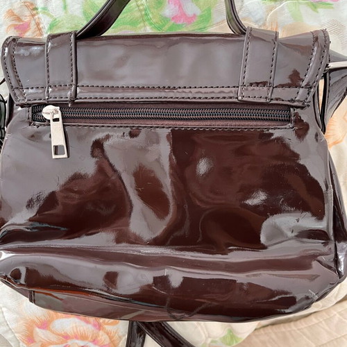 Crossbody bag with fur and patent leather like new brown