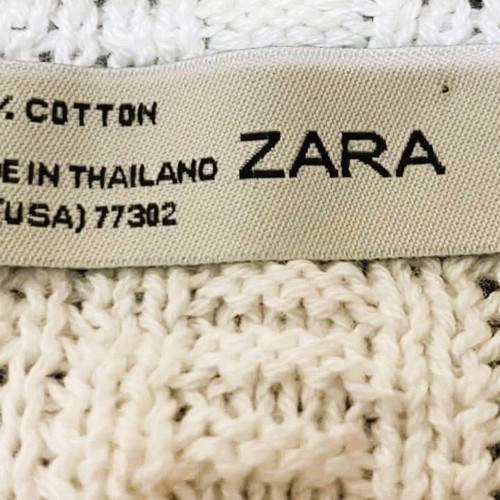 Zara sweaters like new, pack of 2, sizes M and L, black and white