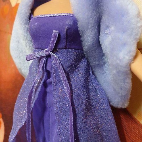 Outfit Barbie Fashion Avenue used, evening dress and fur