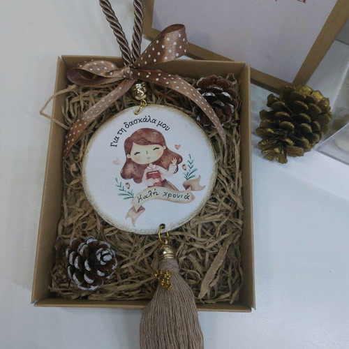 Two handmade wooden gouris with decoupage technique, new
