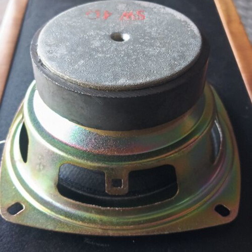 Speaker used, for small 10cm woofer bass