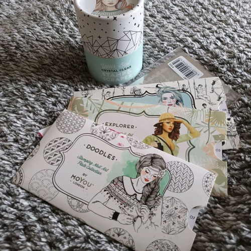 Nails art set like new with crystal clear stamper, plates and accessories