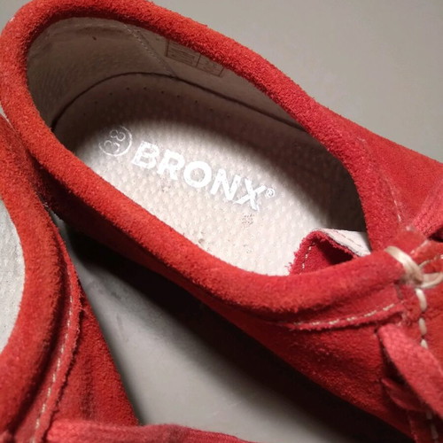 Bronx suede lace-up boots size 38 like new, red