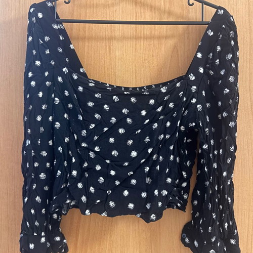 LC Waikiki off-shoulder blouse like new, black and white, size L
