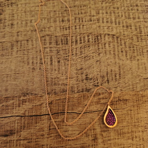 Necklace pendant new, red and gold