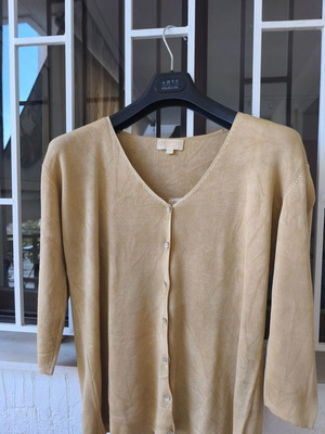 Set jacket and blouse beige like new