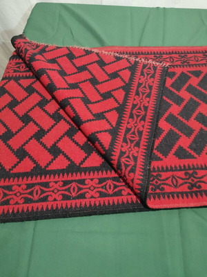 Woven runner used