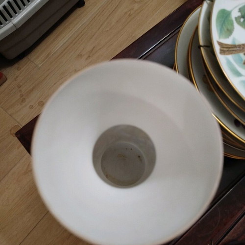Chinese style vase matte glass like new