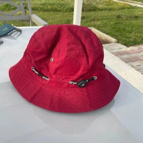 Hat new, red, size L