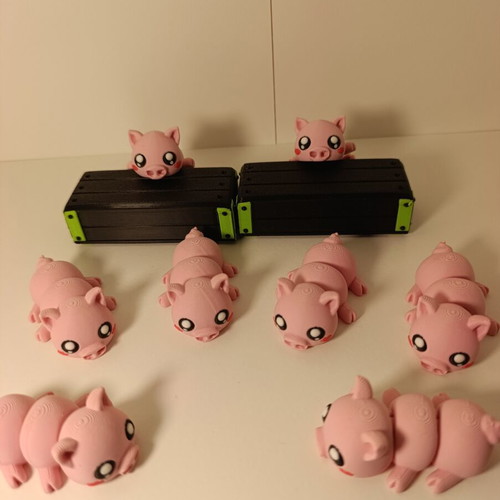 Flexi Pig 3D Printed Keychain new, pink articulated design