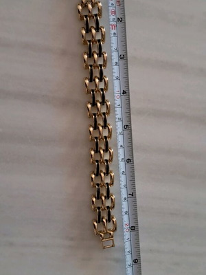 Wide bracelet like new