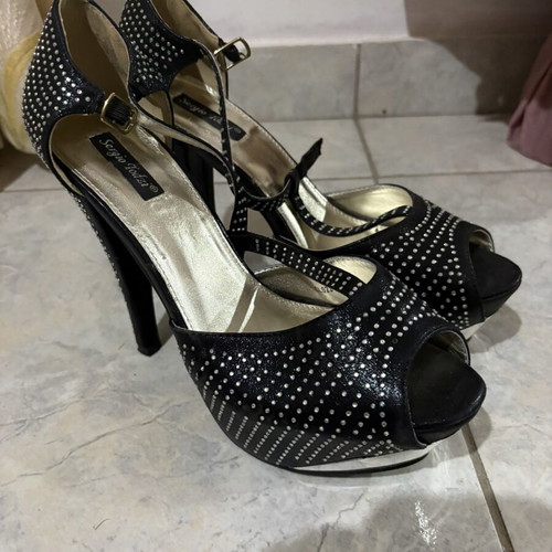 Womens shoes used, sizes 39 and 40
