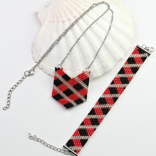 Bracelet and necklace set custom made in black and red