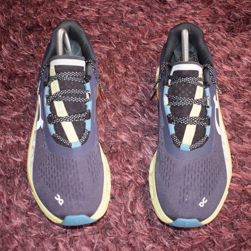 On Cloudmonster sports shoes used, size 44, blue