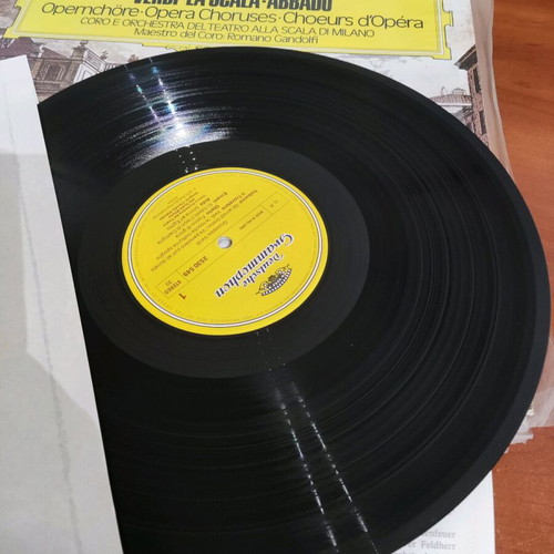Classical music vinyl new with works by Giuseppe Verdi