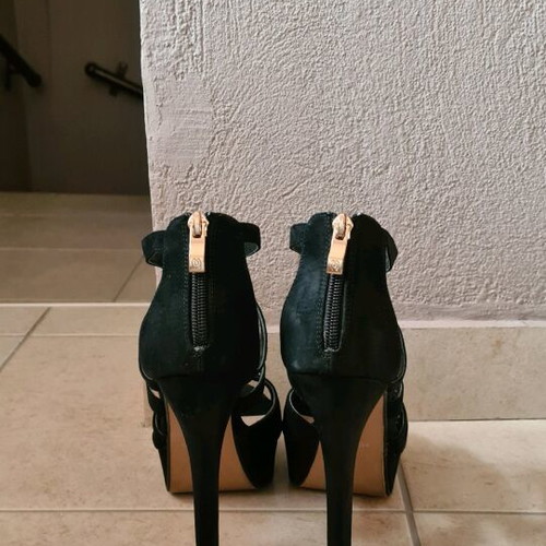 Migato sandals like new, black, size 37