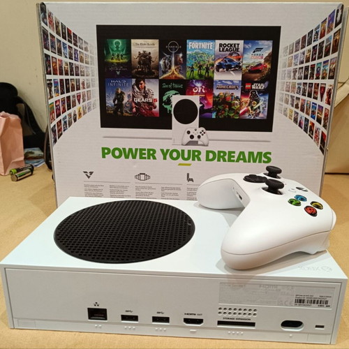 Microsoft Xbox Series S console like new, 512 GB SSD