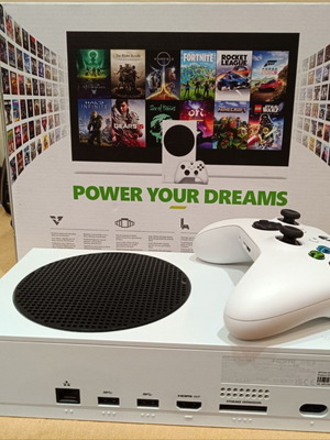 Microsoft Xbox Series S конзола като нова, 512 GB SSD