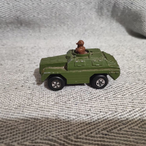 Matchbox battle tanks set of 4 used, 7 cm each