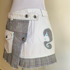Wrap mini skirt by muchacha