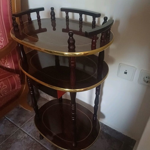 Mahogany bar table new with 3 levels and golden details