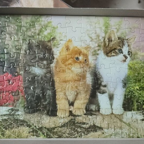 Vintage puzzle 99 pieces with three kittens